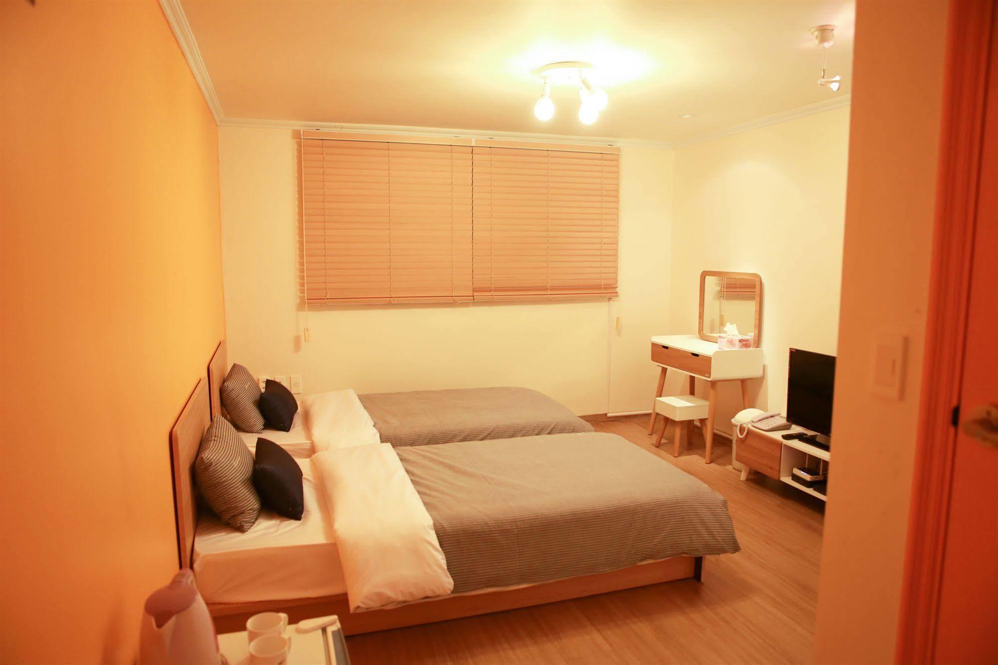 Moon Hostel Szöul Kültér fotó